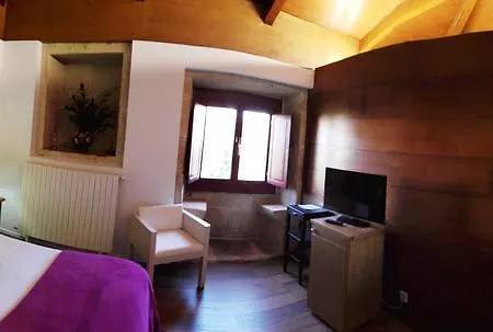 Casa Das Capelas Villamarin (Ourense)